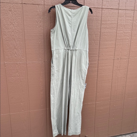 Gap Jumpsuit and Jacket - Picture 11 of 13